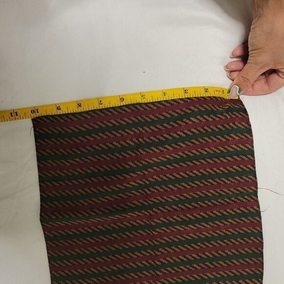 anne klein 100% Silk pocket square Made In Hong Kong - Picture 4 of 4